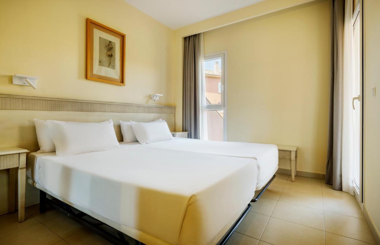 Ilunion Sancti Petri Aparthotel Chiclana de la Frontera Εξωτερικό φωτογραφία